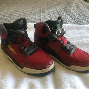 Kids Nike Air Jordan Spizike Toro Bravo - size 4.5y